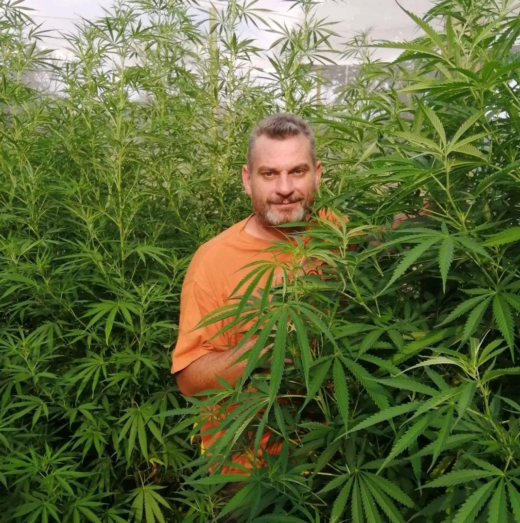 Dave Sewell — CEO & Founder
